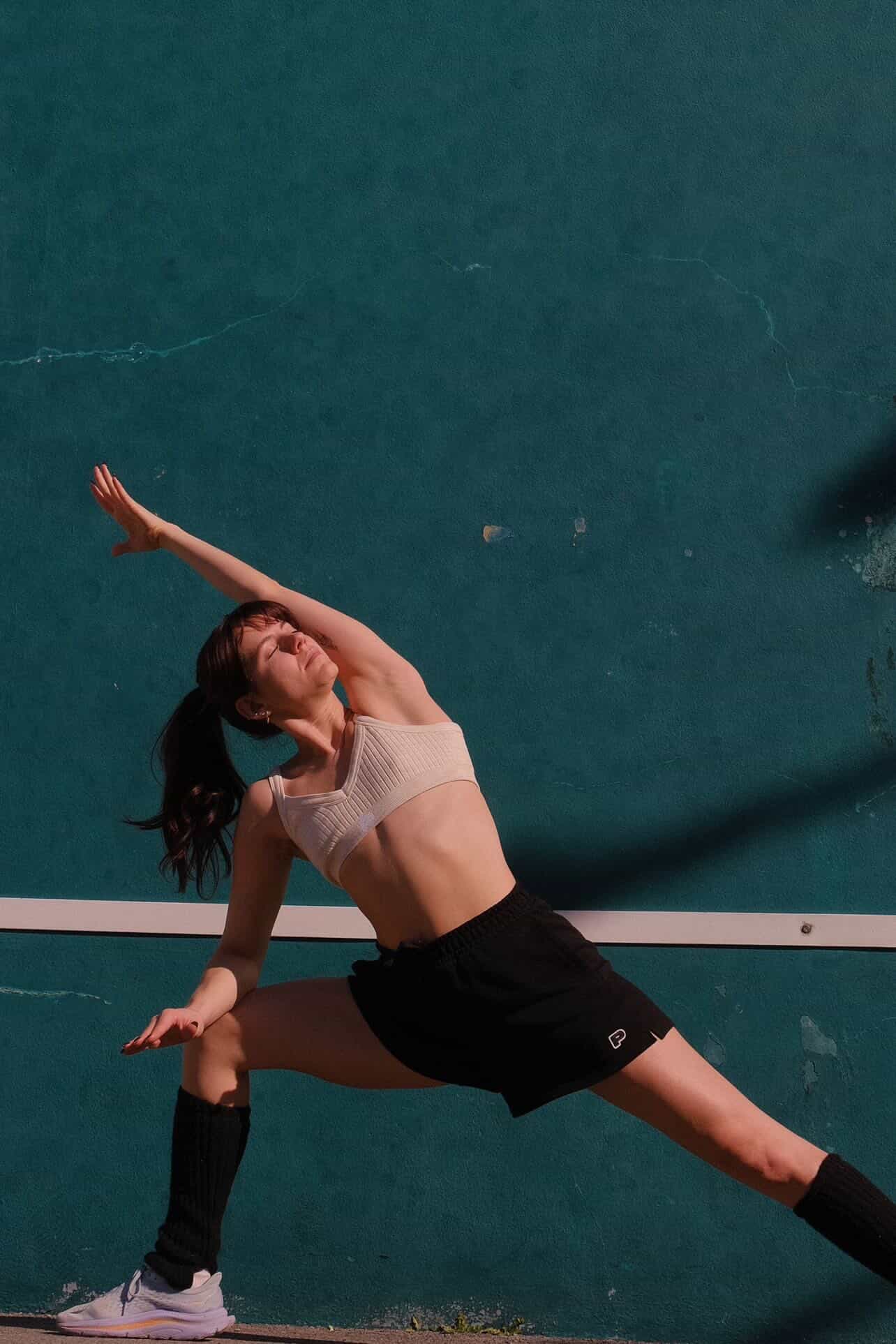 Portrait de Solène, prof de yoga pour le surf